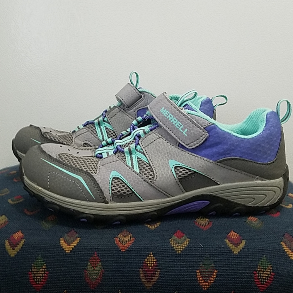 Womens Hiking or Water shoes by Merell. Velcro